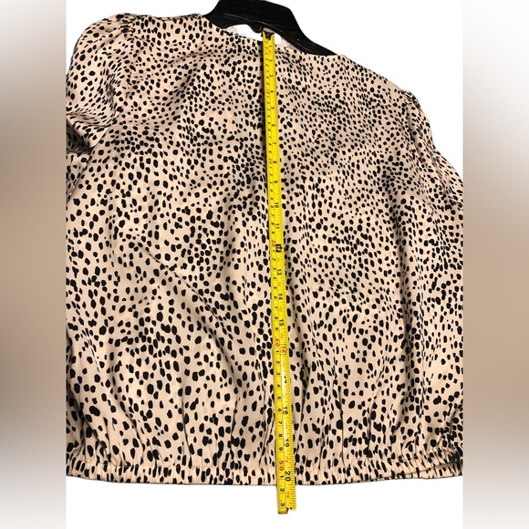 Express Cheetah print blouse - Picture 4 of 4
